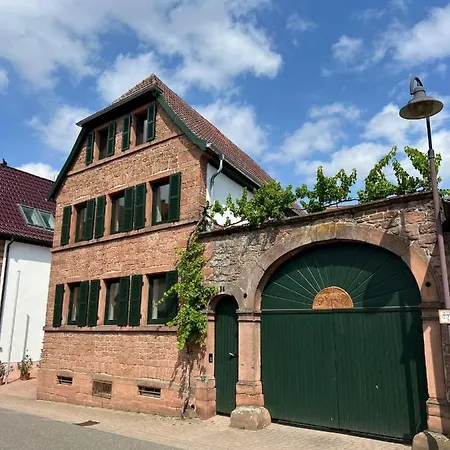Vyne - Fuer Zwei - Abgeschlossener Hof - An Der Weinstrasse * Grossfischlingen
