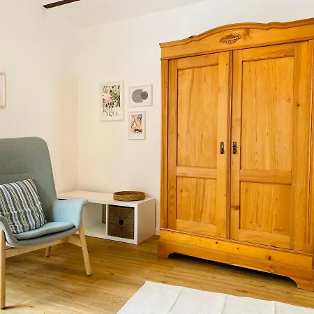 Apartment Vyne - Fuer Zwei - Abgeschlossener Hof - An Der Weinstrasse Grossfischlingen