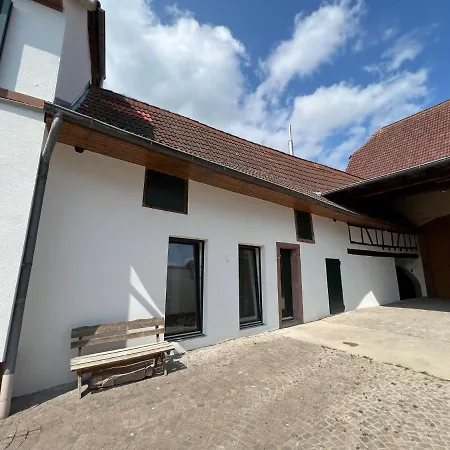 Vyne - Fuer Zwei - Abgeschlossener Hof - An Der Weinstrasse * Grossfischlingen