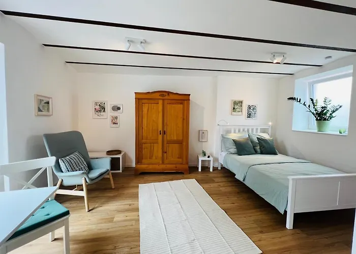 アパート Vyne - - Privater Hof - Parkplatz - Nahe Weinstrasse Grossfischlingen